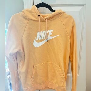 Nike sweatshirt medium